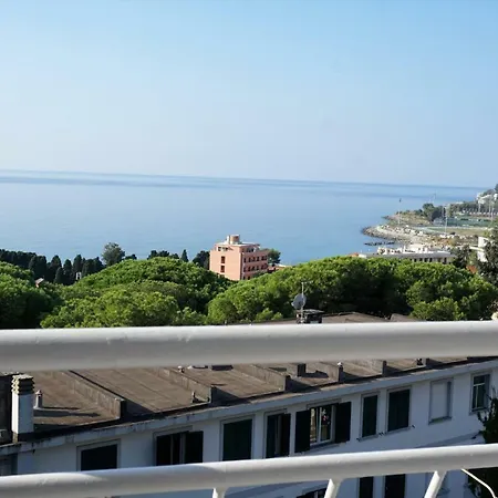 Seaview Lux Apartman *